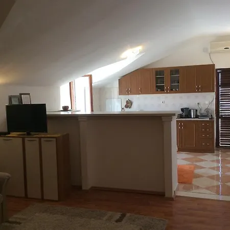 Taira Guest house